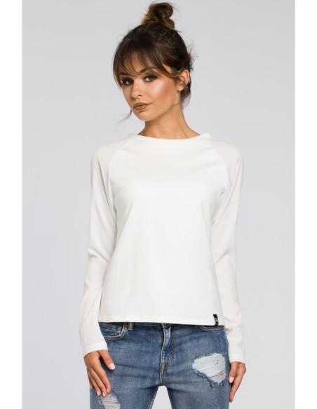 B047 Elegantiška megzta moteriška palaidinė - ecru spalvos