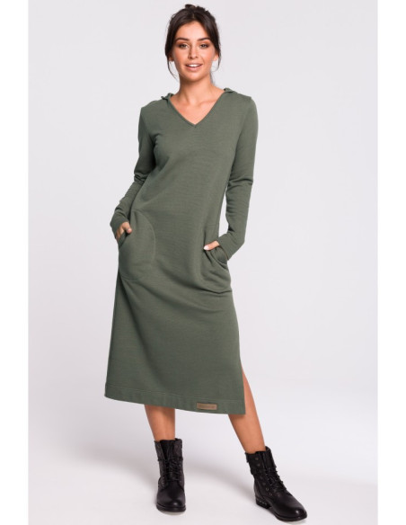 B128 Maxi suknelė su gobtuvu - chaki spalvos