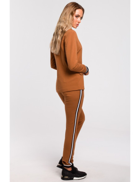 M459 Striukė su briaunuotais rankogaliais - karamelinė