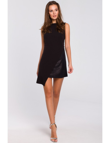 K014 Trumpa dvigubo sluoksnio suknelė - juoda