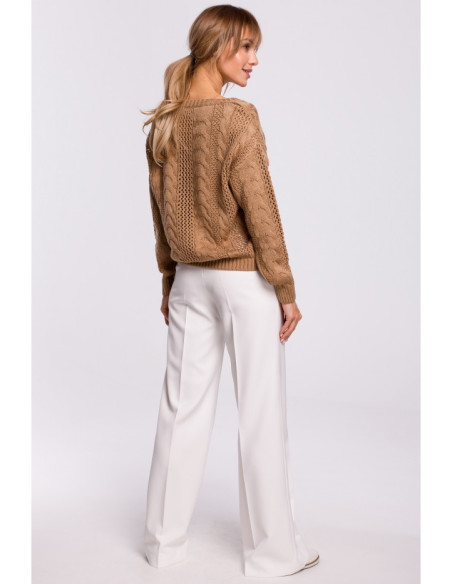 M510 Ažūrinis džemperis su V formos iškirpte - smėlio spalvos