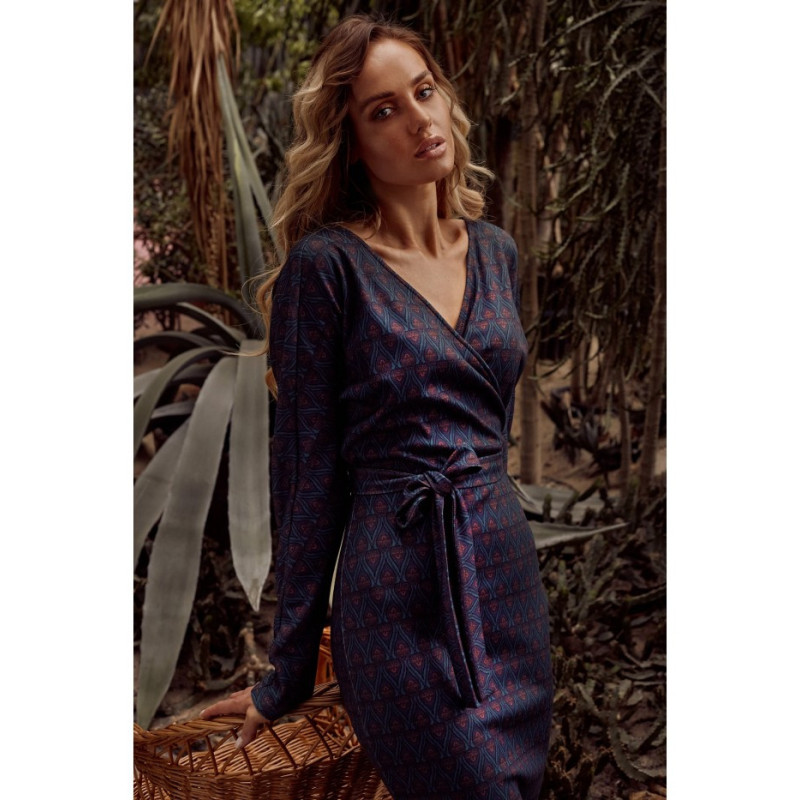 M524 Suknelė su voko formos viršumi ir raštu - 3 modelis 2