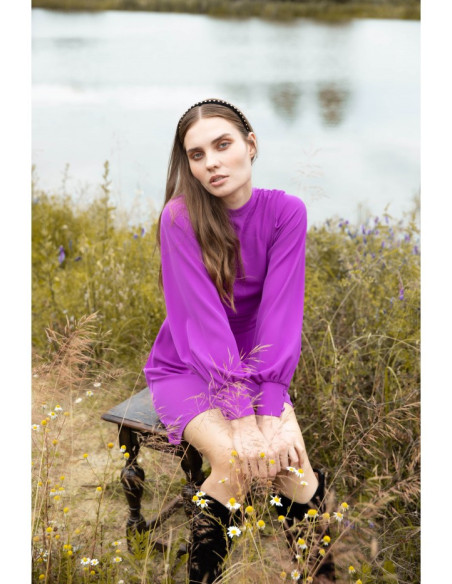 K078 Suknelė su margu diržu - levandų spalvos