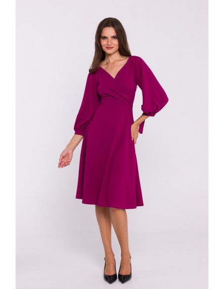 S383 Plėšyta suknelė su užrišamomis rankovėmis - slyvinė