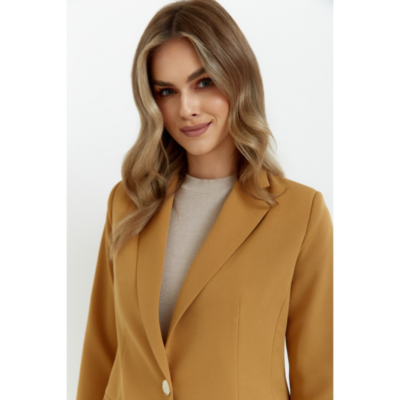 K141 Striukė su dekoratyvinėmis sagomis - cinamono spalvos 2