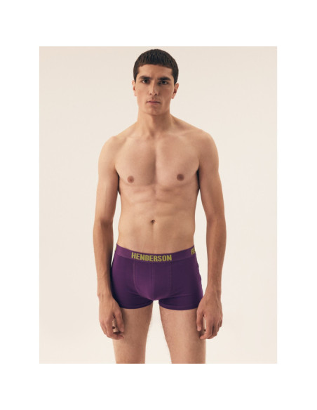 Henderson kelnaitės