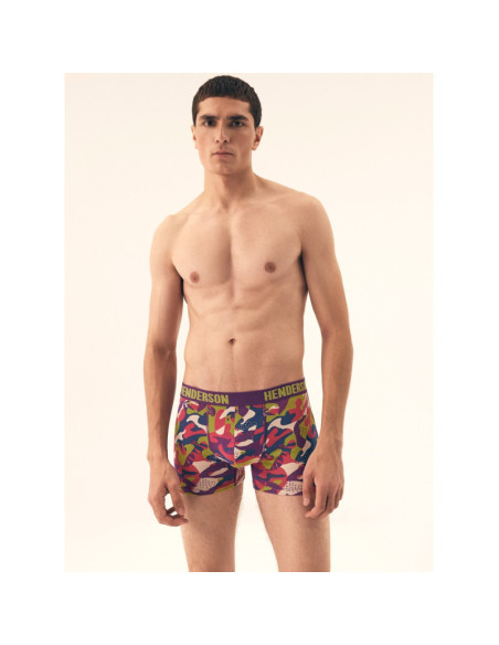 Henderson kelnaitės