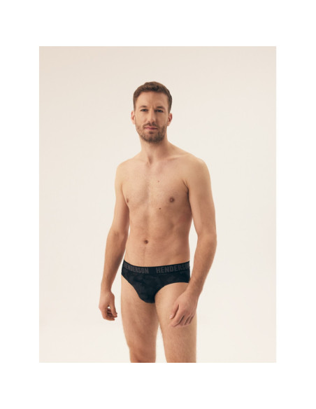 Henderson kelnaitės