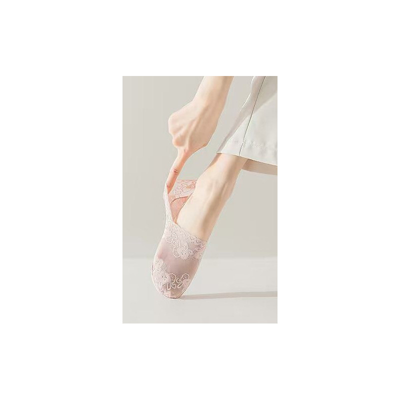 WiK kojinės iki kauliukų 2