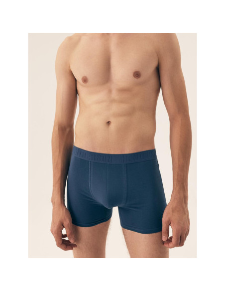 Henderson kelnaitės