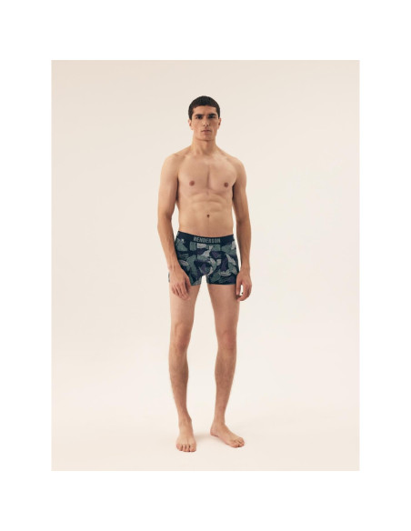 Henderson kelnaitės