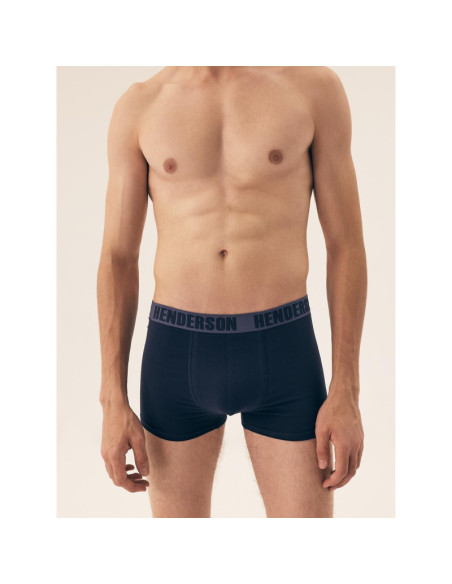 Henderson kelnaitės