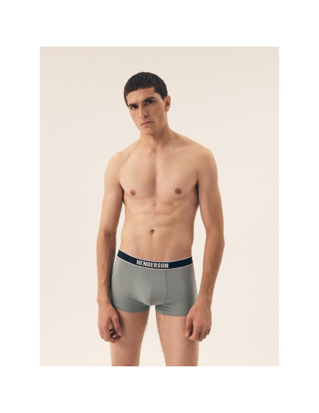 Henderson kelnaitės