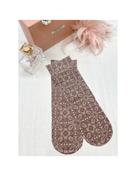 Magnetis moteriškos kojinės su likra