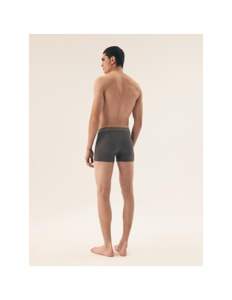 Henderson kelnaitės