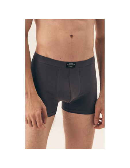 Henderson kelnaitės