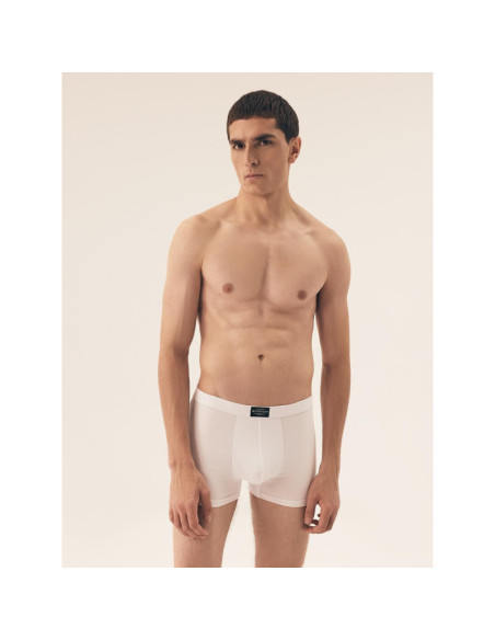 Henderson kelnaitės