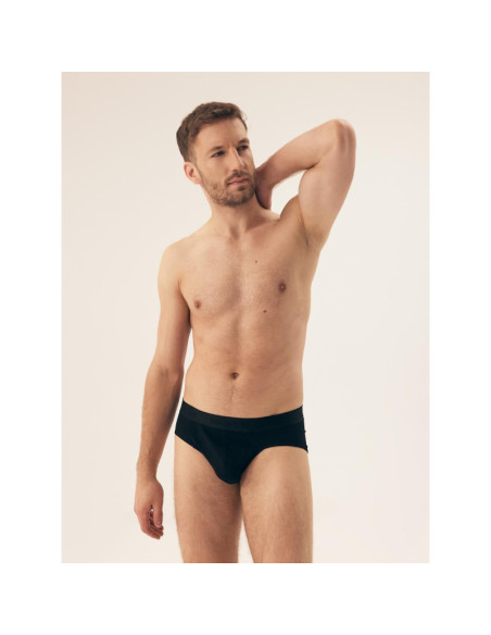 Henderson kelnaitės