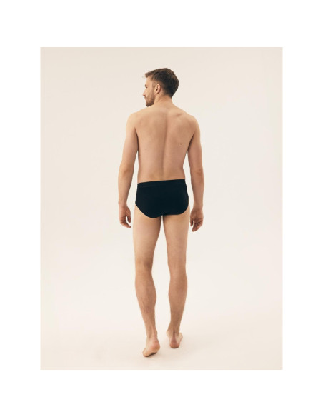 Henderson kelnaitės