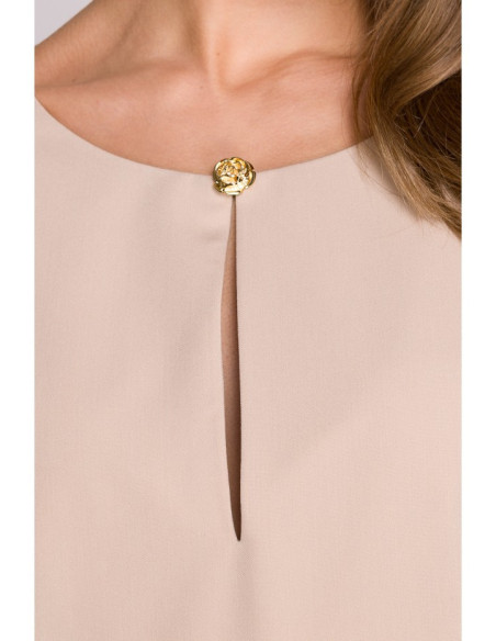 S394 Laisvo kirpimo suknelė su ašaros formos iškirpte - smėlio spalvos