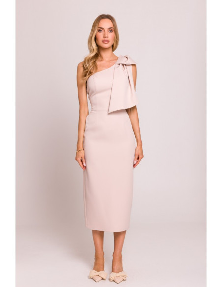 M847 Suknelė ant vieno peties su dekoratyviniu lankeliu - šviesiai smėlio spalvos