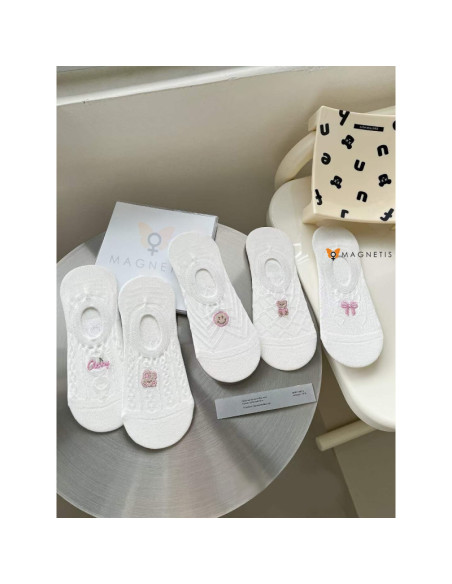 Magnetis kojinės iki kauliukų