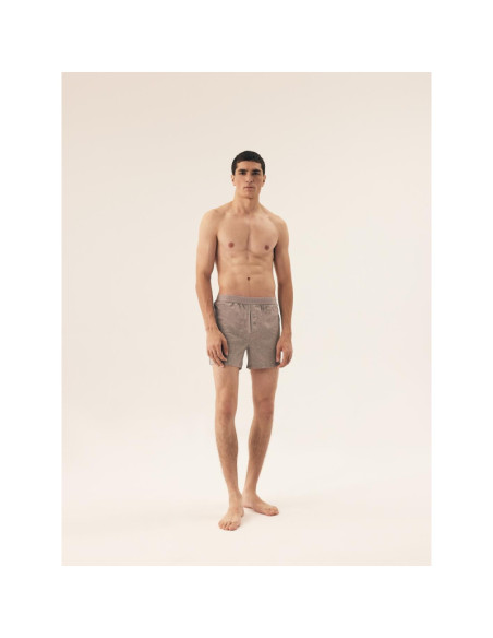 Henderson kelnaitės