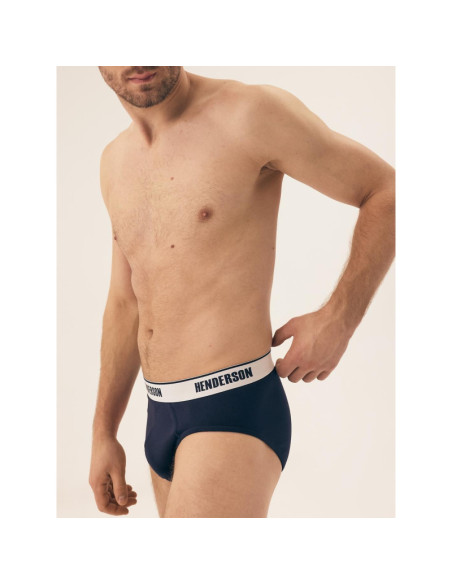 Henderson kelnaitės