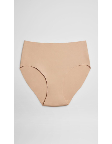 Ysabel Mora besiūlės kelnaitės