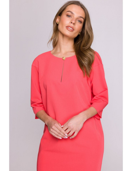 S394 Laisvo kirpimo suknelė su ašaros formos iškirpte - koralų spalvos