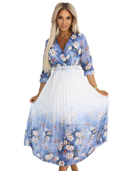 605-1 Moteriška erdvi midi suknelė su voko formos iškirpte ir klostėmis šviesiai mėlyna su lauko gėlėmis   605-1 Moteriška erdvi midi suknelė su voko formos iškirpte ir klostėmis šviesiai mėlyna su lauko gėlėmis