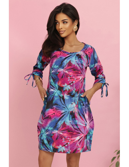  323-2 Patogi oversized suknelė su raiščiais ant rankovių - spalvingos gėlės 