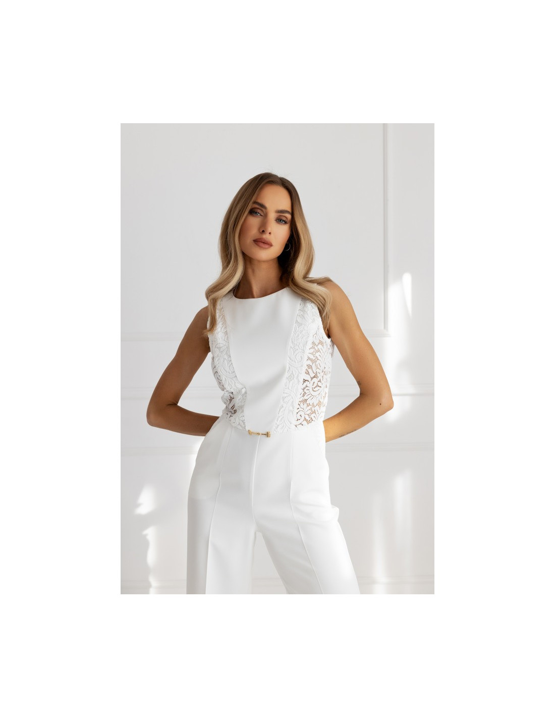 M866 Kombinezonas su nėriniuotais intarpais -...