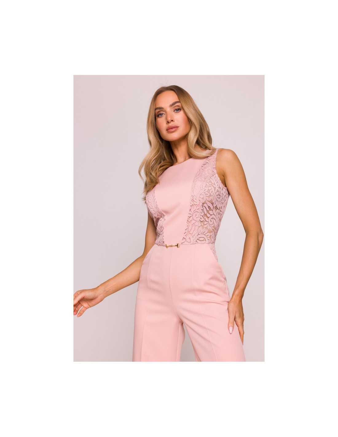 M866 Kombinezonas su nėrinių intarpais - pudros...