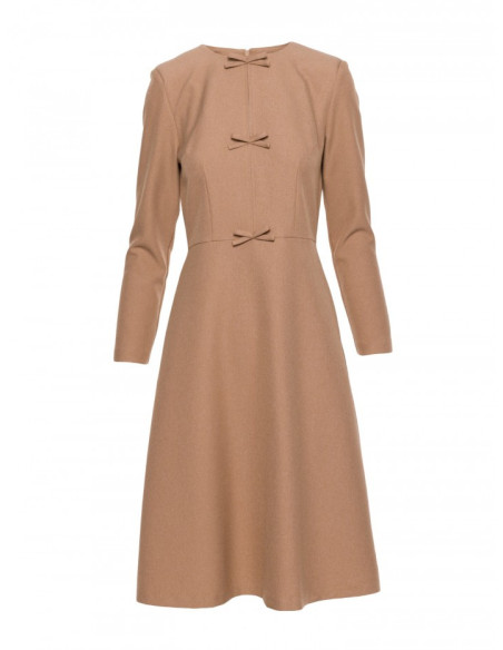 S413 Suknelė su lankeliais - smėlio spalvos