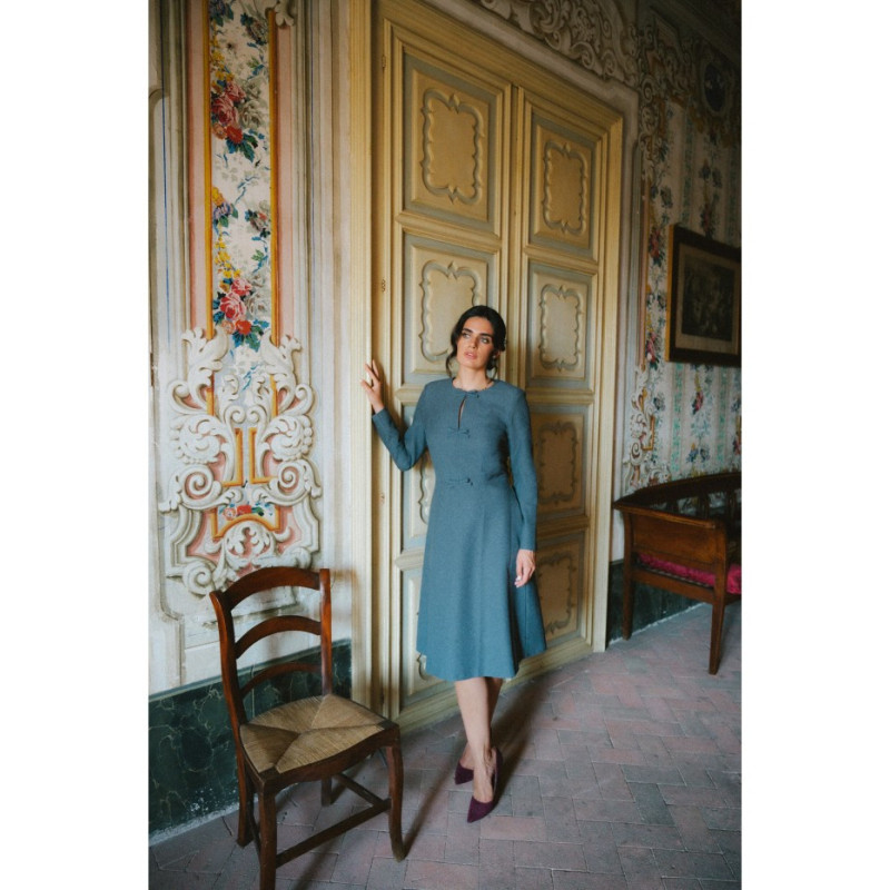 S413 Suknelė su lankeliais - pilka