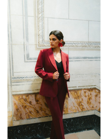 S417 Siauro kirpimo švarkas - bordo spalvos