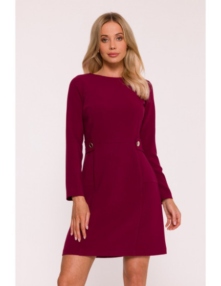 S419 Suknelė su dekoratyvinėmis sagomis ties liemeniu - bordo spalvos