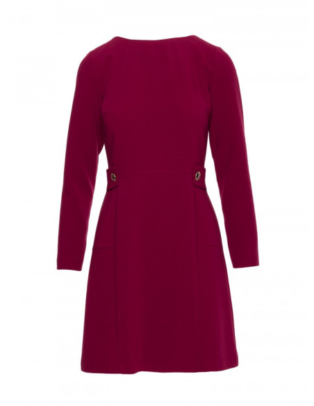 S419 Suknelė su dekoratyvinėmis sagomis ties liemeniu - bordo spalvos