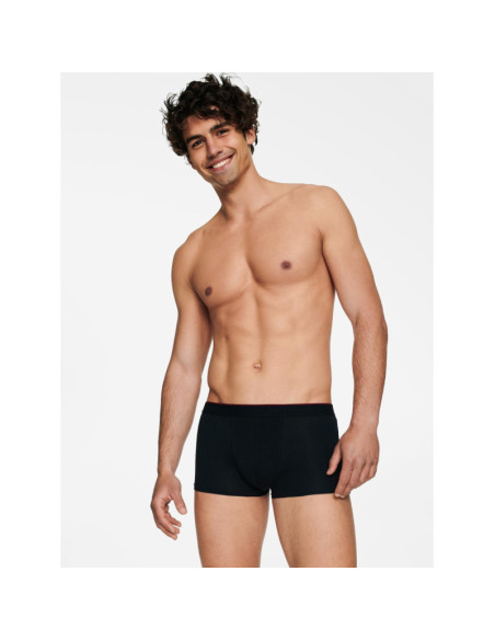 Henderson kelnaitės