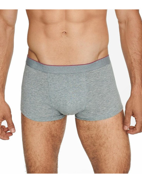 Henderson kelnaitės