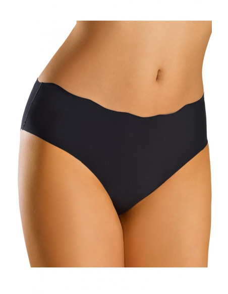 Emili besiūlės kelnaitės