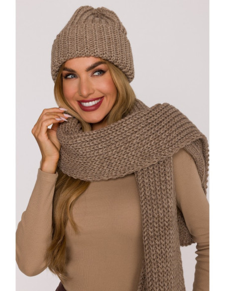 M896 Briaunoto pynimo šalikas - smėlio spalvos