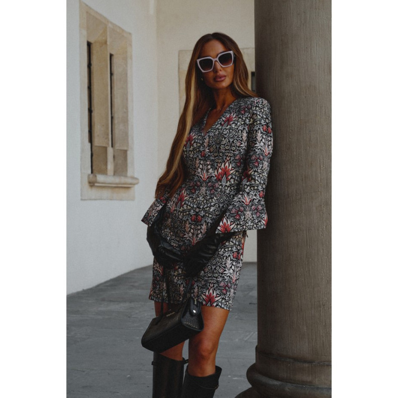 M877 Raštuota suknelė su plačiais rankogaliais - 1 modelis