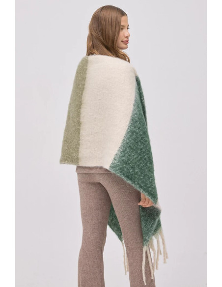 Ysabel Mora šalikas