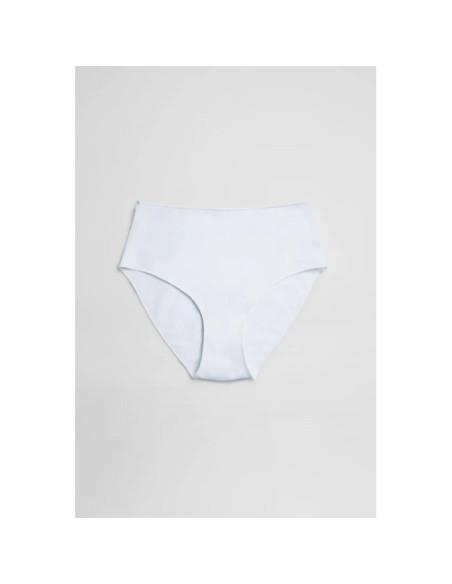 Ysabel Mora kelnaitės