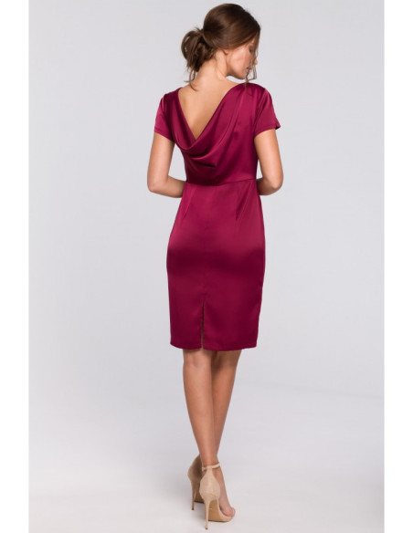 K041 Suknelė su vandens iškirpte nugaroje - bordo spalvos