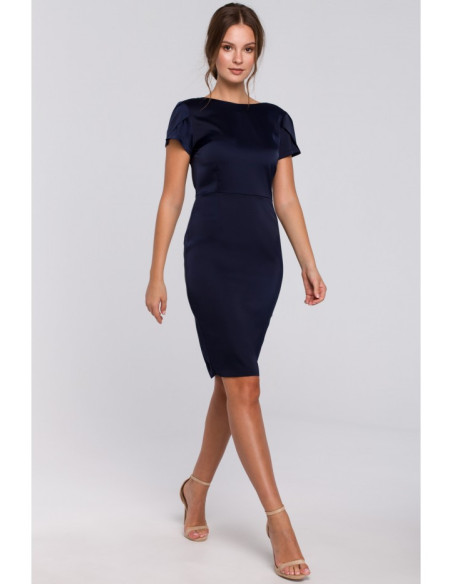 K041 Suknelė su vandens iškirpte nugaroje - tamsiai mėlyna