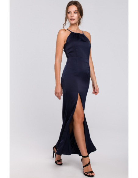 K042 Ilga suknelė su šlaunis siekiančia iškirpte - tamsiai mėlyna