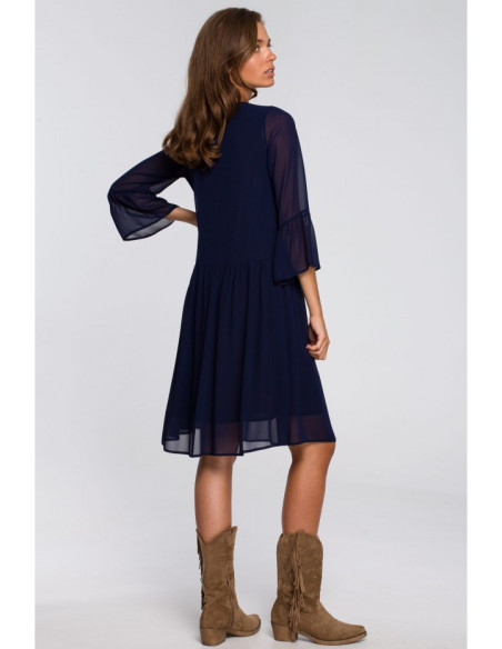 Tamsiai mėlyna suknelė